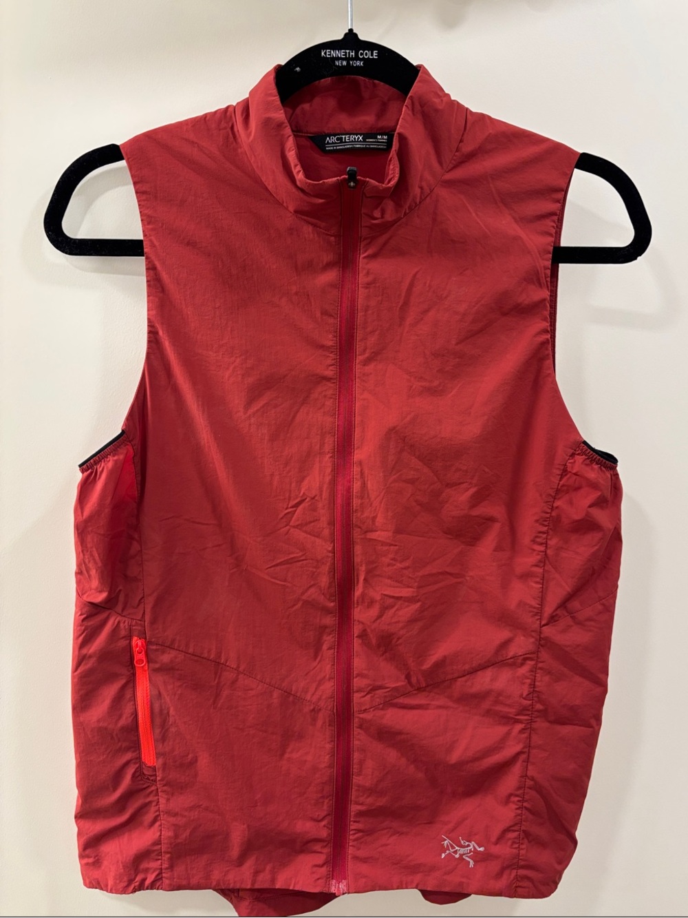 Arc'teryx	Norvan Red Insulated Vest - Medium